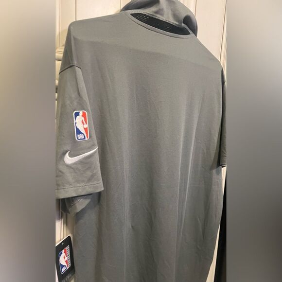 Minnesota Timberwolves Nike Golf Black Dri-Fit Polo NBA Men's Size L - Picture 8 of 10